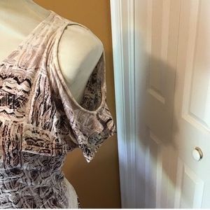 Casual Cold shoulder shirt size small